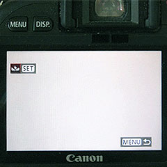 一眼レフデジタルカメラのホワイトバランスマニュアル設定画面