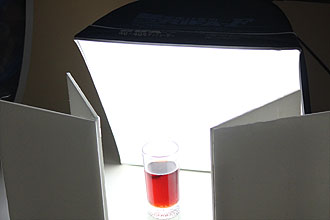 撮影用照明RIFA（リファー）-F40×40cmを使った撮影状況