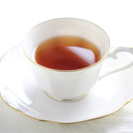 表面に光沢を作って撮影した紅茶の写真