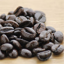 思い切りアップで撮影したコーヒー豆の写真